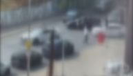Mahao zastavom Albanije i pravio haos na ulici! Snimak "zapalio" društvene mreže, policija će ga kazniti