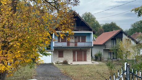 Kuca Sanja Maletic, Tuzla