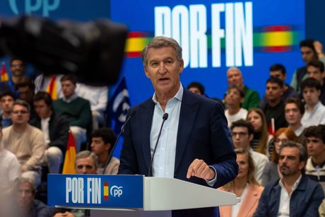 Ujedinjenje desnice, Alberto Nunez Feijoo