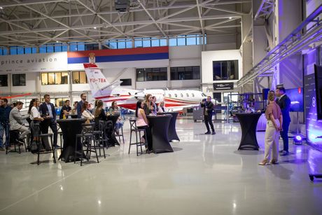 Prince Aviation Gogo HDX promo event
