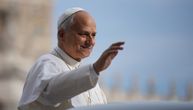 Vatikan potvrdio da papa ima rak: Odstranjen mu deo pluća tokom operacije