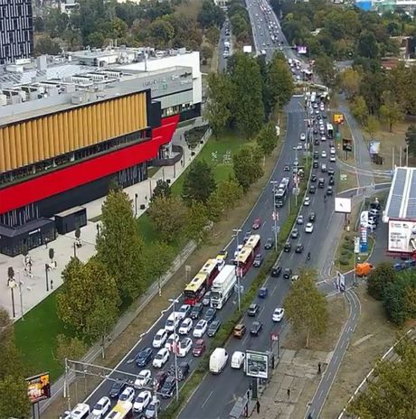 Beograd saobraćaj gužva Bulevar Mihajla Pupina