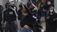 Snimci iz drona: Novi žestoki sukobi ispred Piramide u Tirani, policija apeluje na roditelje