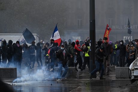Francuska, Pariz,  protesti