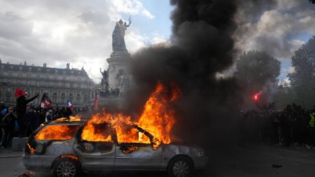 Francuska, Pariz,  protesti