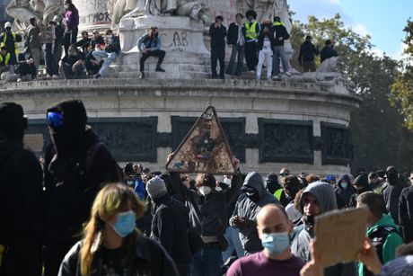 Francuska, Pariz,  protesti
