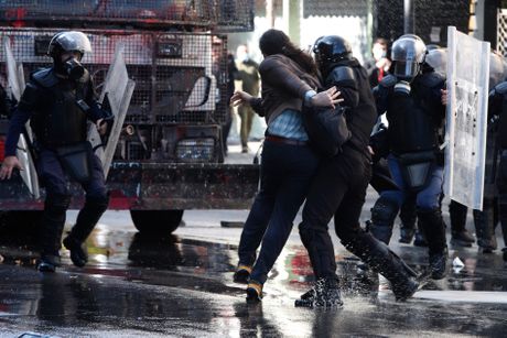 Albanija, Tirana, protesti