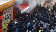 ZAPALILI FRANCUSKU, A ONDA PLJAČKA: Prodavnice Hermes, Louis Vuitton, Apple... OPUSTOŠENE, kradu šta stignu
