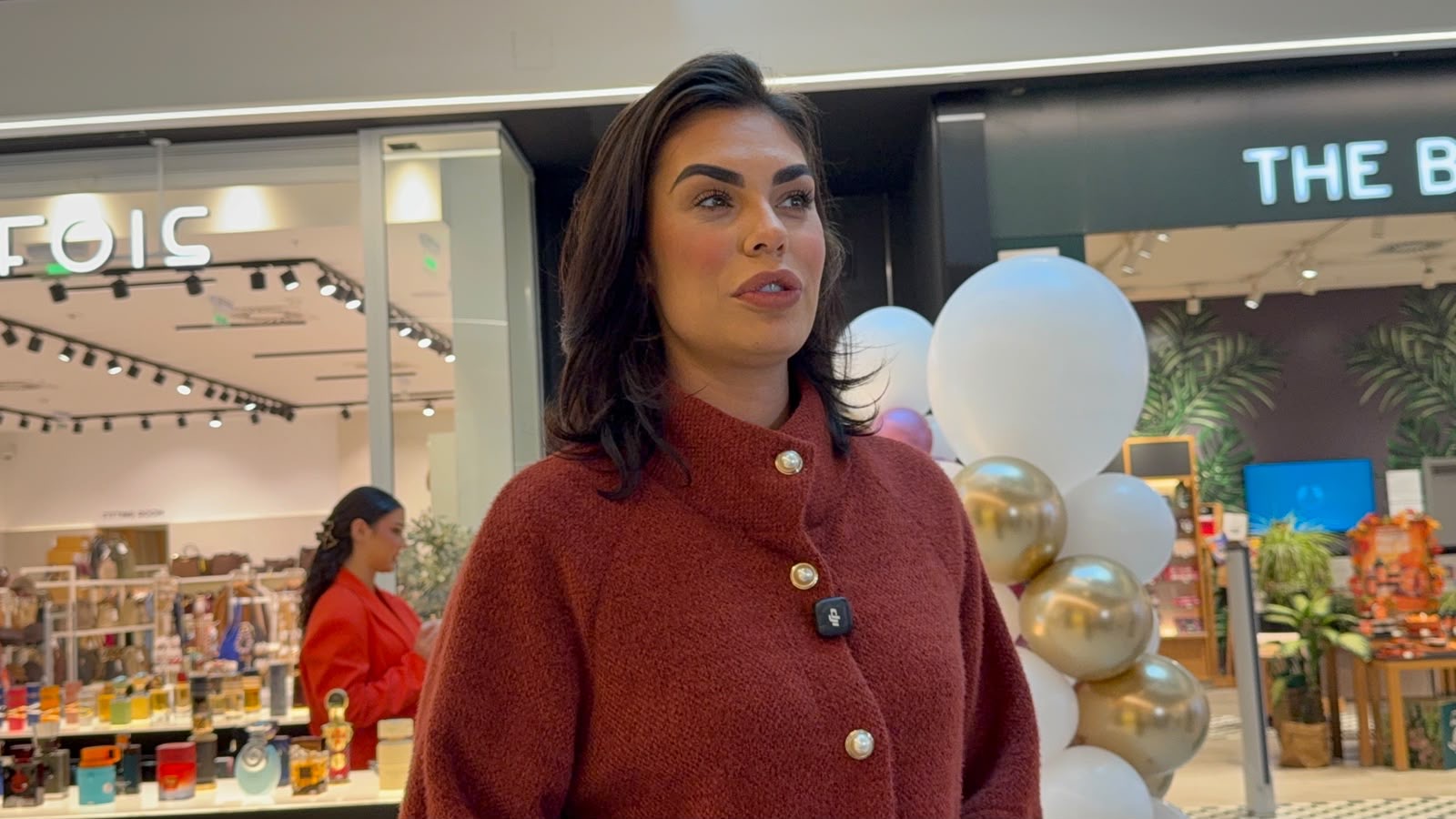 Udaje se Mina Vrbaški! Ulovila starijeg, planira svadbu i bebu: "Blokirala sam Pink, vreme je da se skrasim"