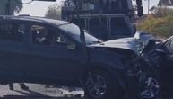 Igor (48) poginuo u sudaru 3 vozila, drugi vozač prevezen u bolnicu: Jezive slike sa lica mesta kod Ostružnice