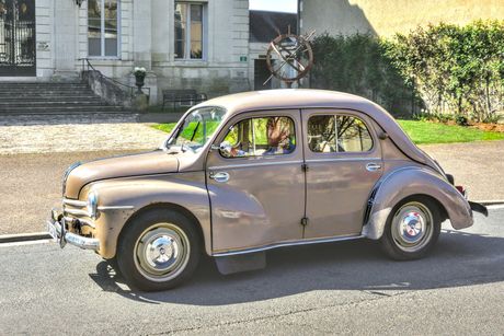 Renault 4CV