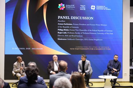 PKS - Playground - panel Tracks to the Future