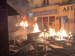 Pariz, protesti