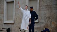 Žena htela da uđe u Ramin kabinet, policija je sprečila: Drama na protestima u Tirani, Telegraf na licu mesta