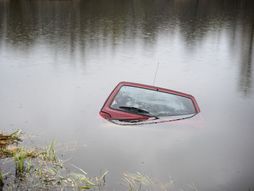 Automobil, voda
