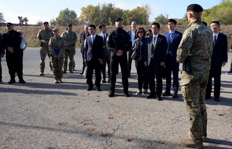 SAJ-Poseta delegacije NR Kine-Pokazna vezba