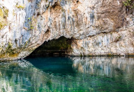 Reka Buna, Mostar
