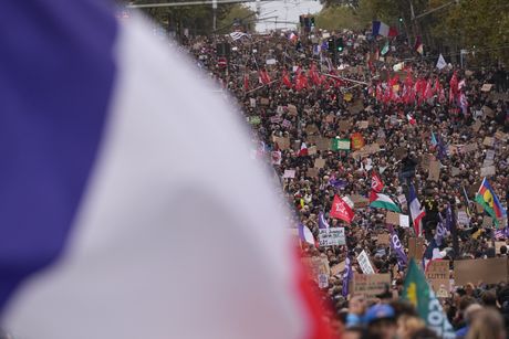 Protesti u Parizu