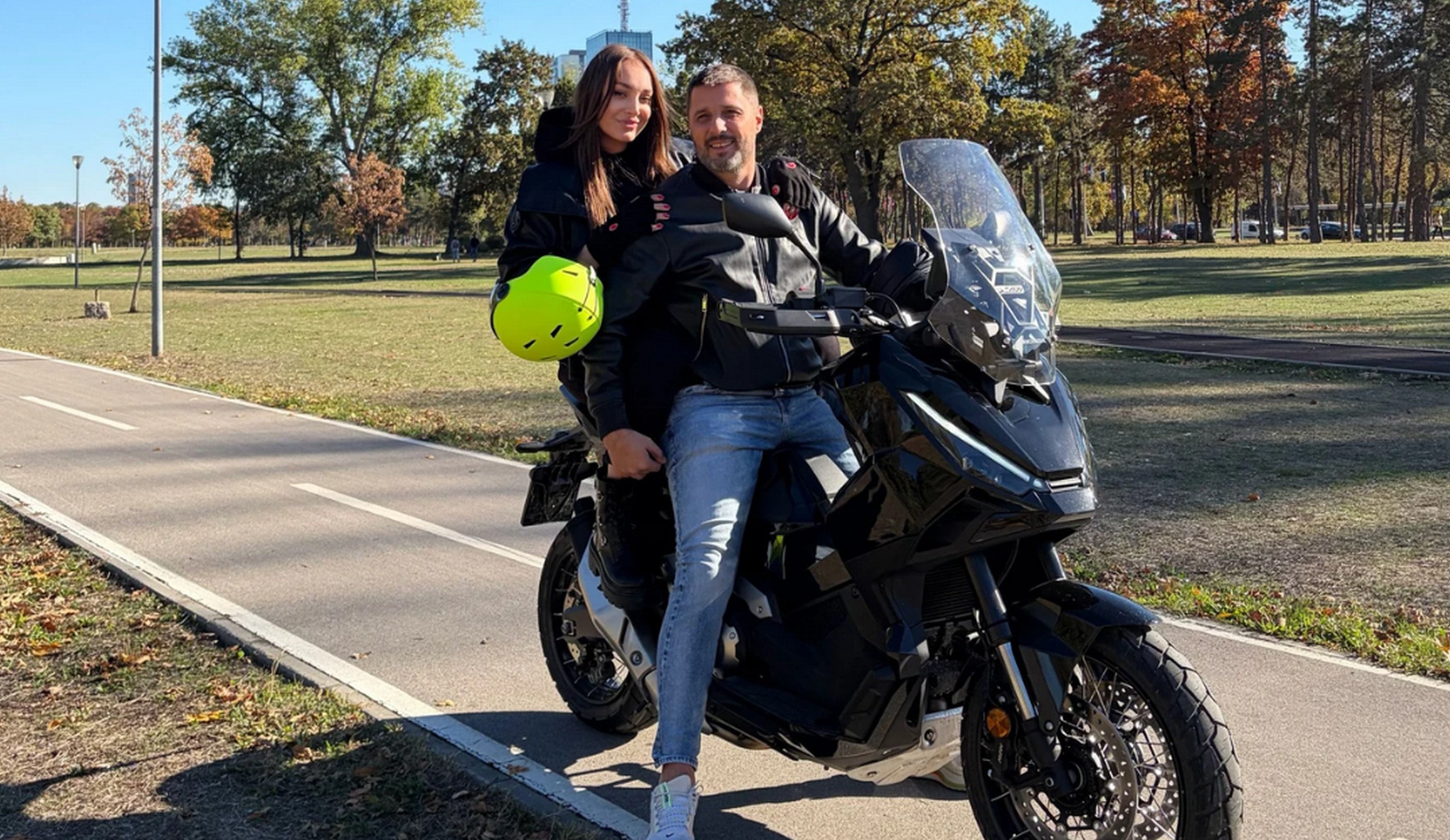 Marko Miljković kupio besnu mašinu! Luna sela na motor sa njim: "Zbog njega sam probala, da mi je neko..."
