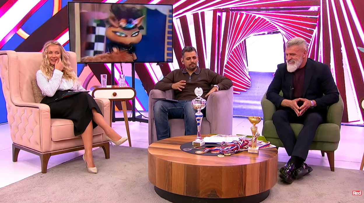 Ona je nova voditeljka grupacije Pink, jutros je počela da vodi program: Milica je posebno najavila