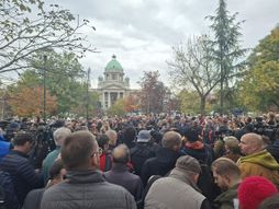 Press Konferencija, Studentska Lista, Pionirski park