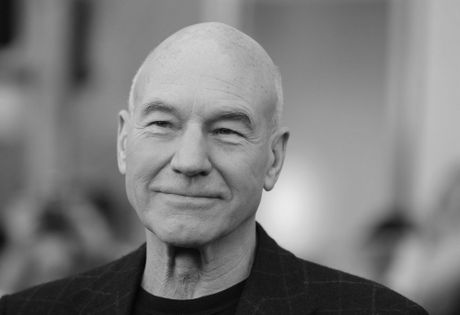 Patrik Stjuart Patrick Stewart