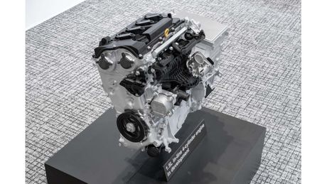 Tojota Novi Hibridni Motor